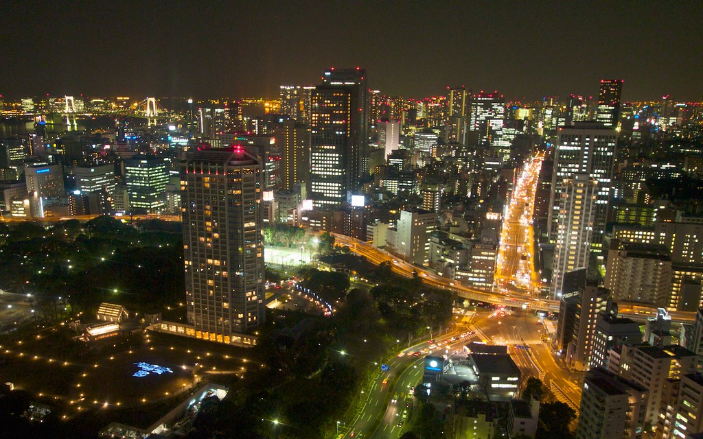 Tokio — Japón · neón y megalópolis